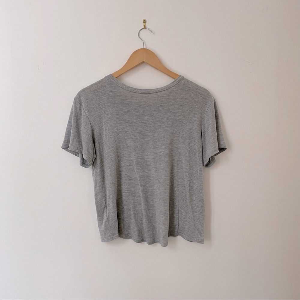 Free Label Tulip Tee